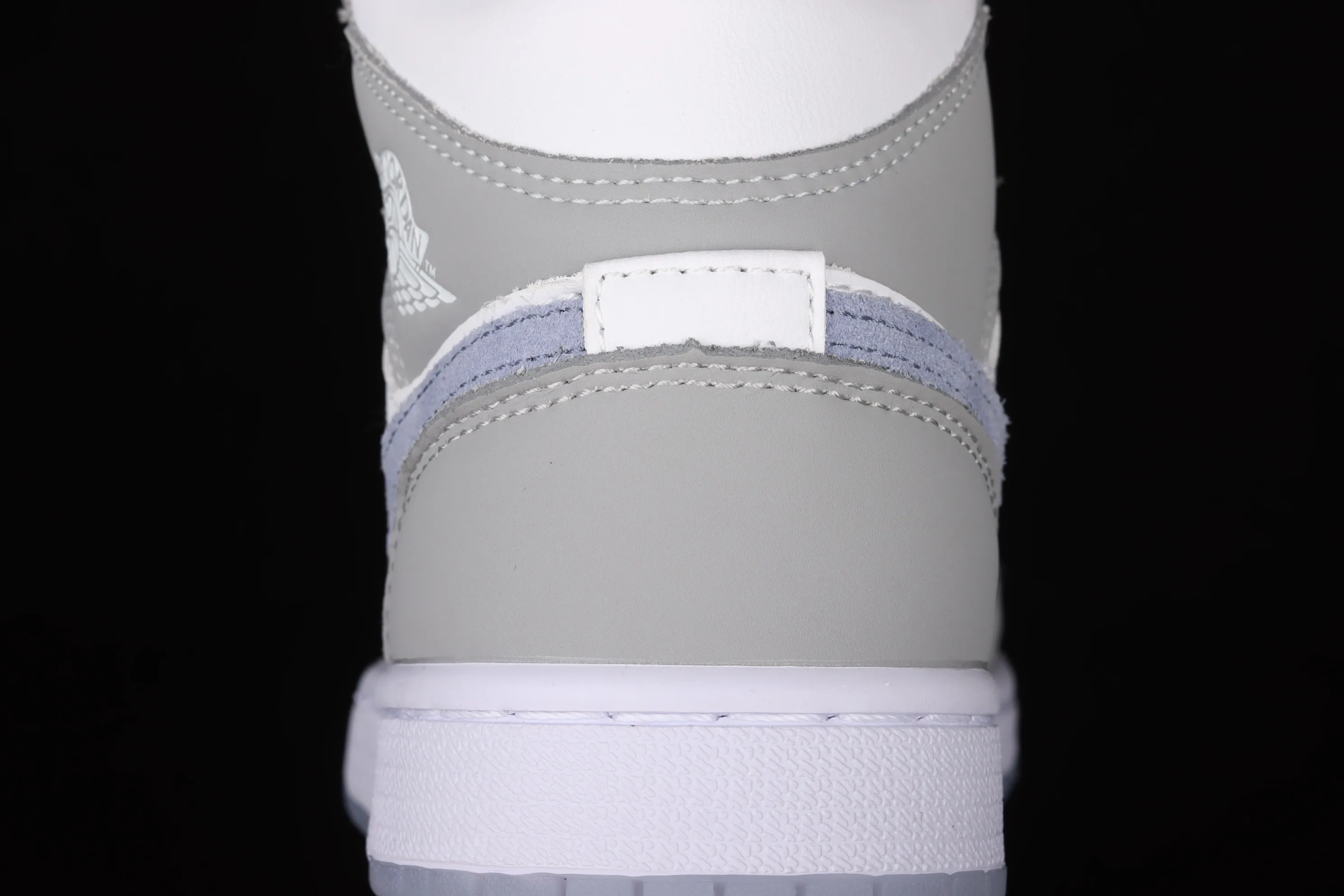 All Categories Air Jordan Jordan Series Basketball Shoes Air Jordan 1 Mid Air Jordan 1 Mid AJ1 Joe 1 Wolf Gray Mid-top Casual Sports Shoes BQ6472-105